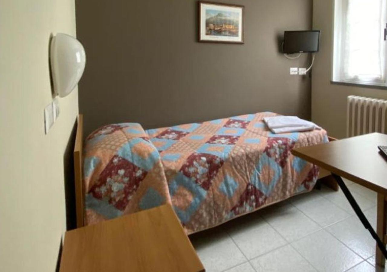 Albergo Del Mera-Ristorante Da Lui Sorico Exteriör bild