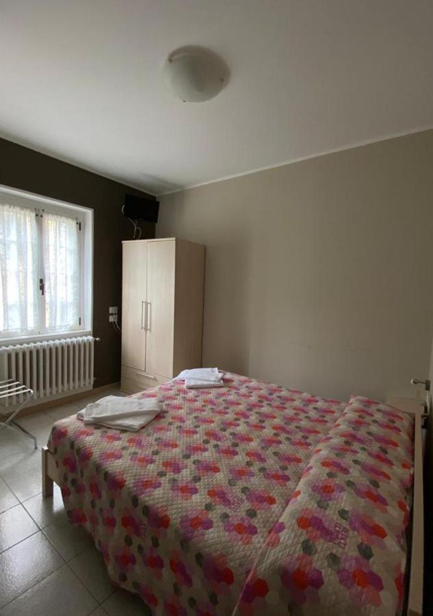 Albergo Del Mera-Ristorante Da Lui Sorico Exteriör bild